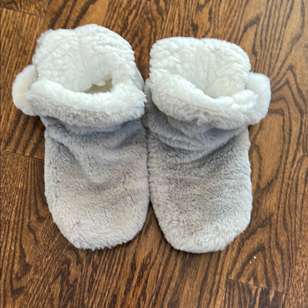 Cozy Gray Women's Slippers